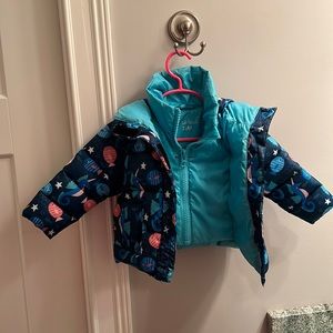 One Kid Road Coat Vegan model. EUC. Size 12M. Car seat safe coat.